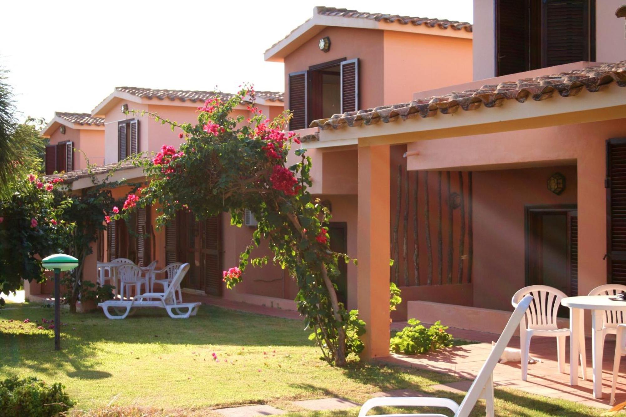 Lägenhetshotell Verdemare Sardegna Due 2*